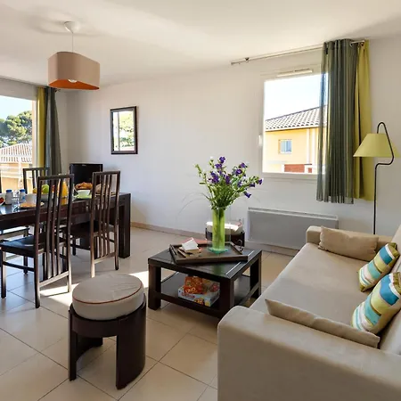 Appartamento Brusc Coastal For 6 *